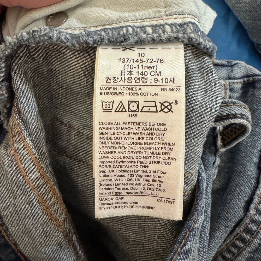 GAP denim mom
